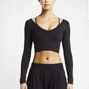 NIKE BRALETTE NIKE TOP NIKE BRA YOGA TRAINING TOP!